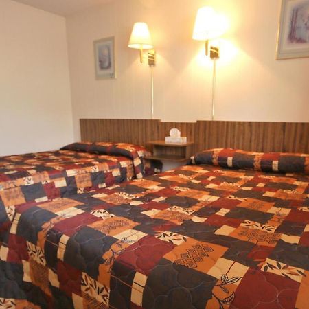 Sunset Motel Creston Εξωτερικό φωτογραφία