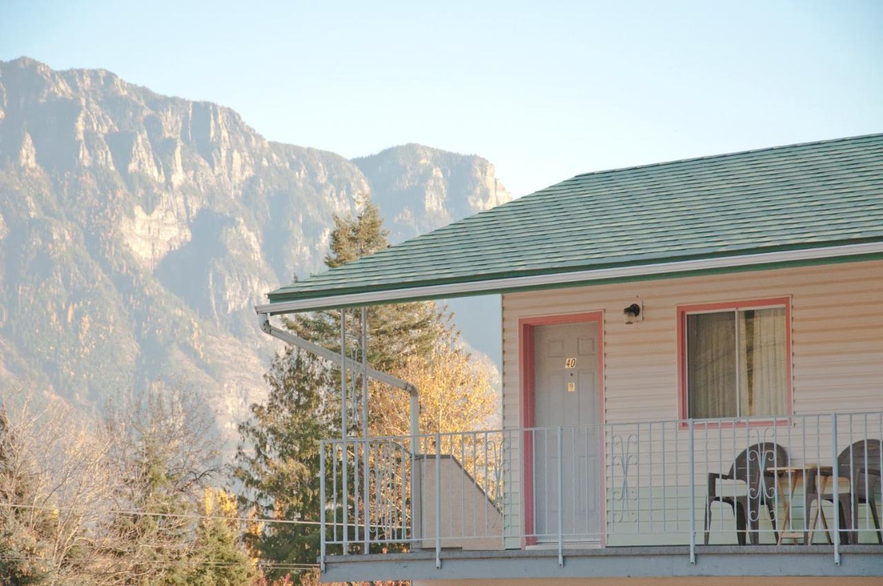 Sunset Motel Creston Εξωτερικό φωτογραφία
