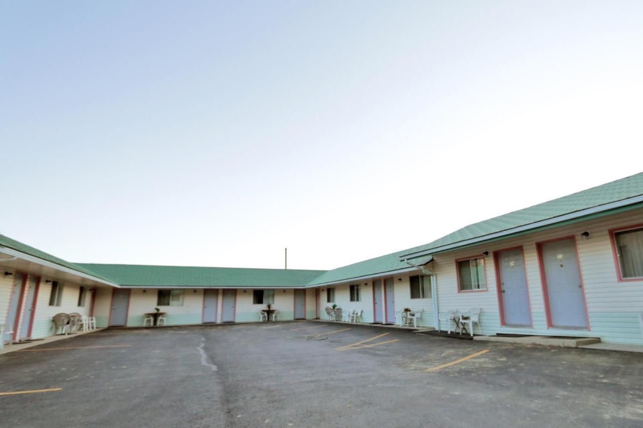 Sunset Motel Creston Εξωτερικό φωτογραφία
